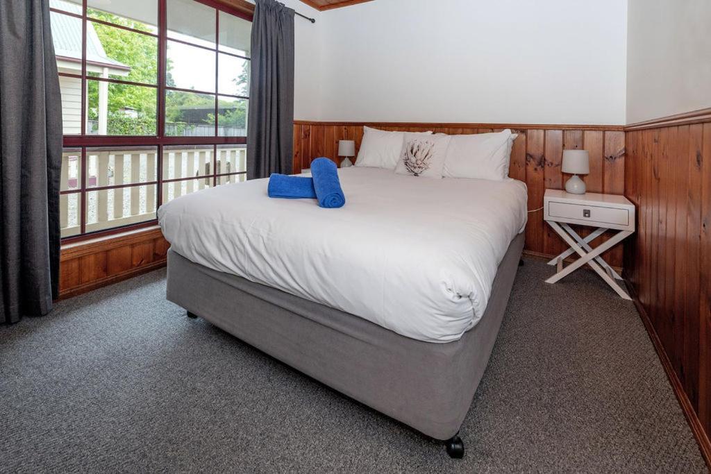 Big4 Strahan Holiday Retreat 외부 사진